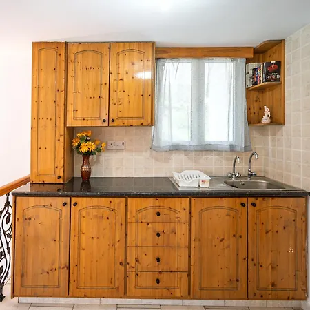Seaview Paradise With Private Pool & Jacuzzi In Paphos * Pomos