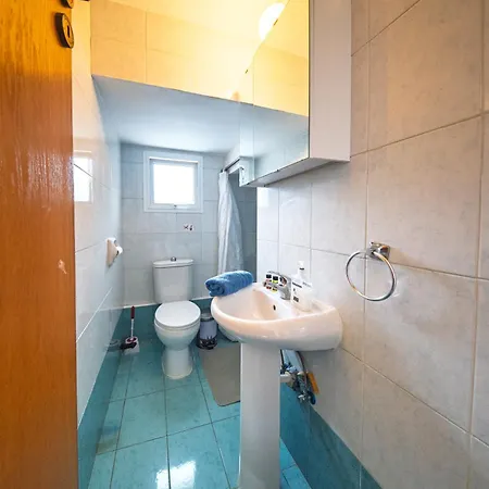 Seaview Paradise With Private Pool & Jacuzzi In Paphos * Pomos
