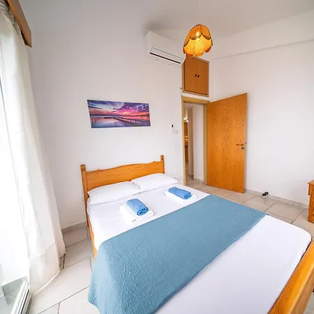 Seaview Paradise With Private Pool & Jacuzzi In Paphos Villa Pomos