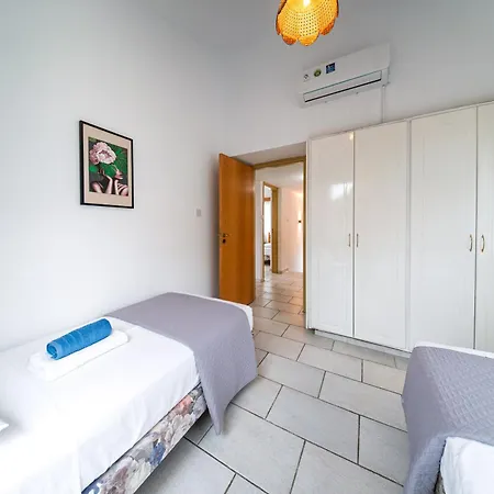 Villa Seaview Paradise With Private Pool & Jacuzzi In Paphos Pomos